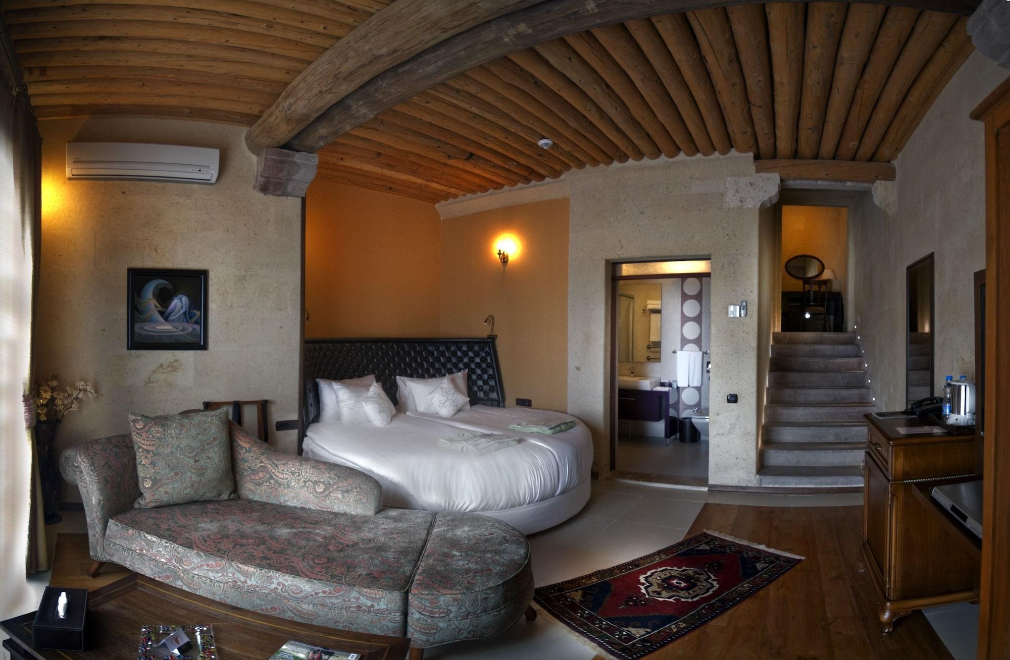 אוצ'יסר Cappadocia Cave Resort & Spa חדר תמונה